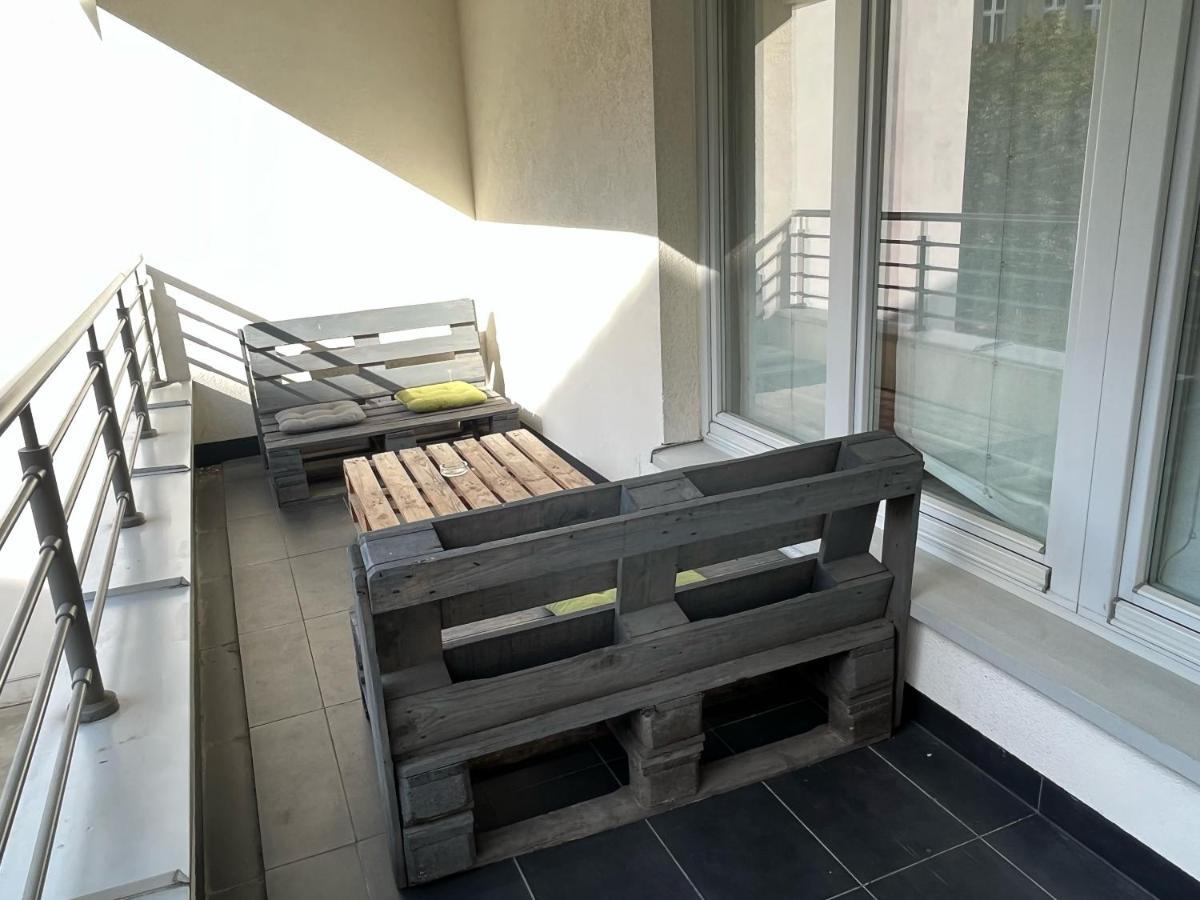 Labo Apartment Dzialdowska Варшава Екстер'єр фото